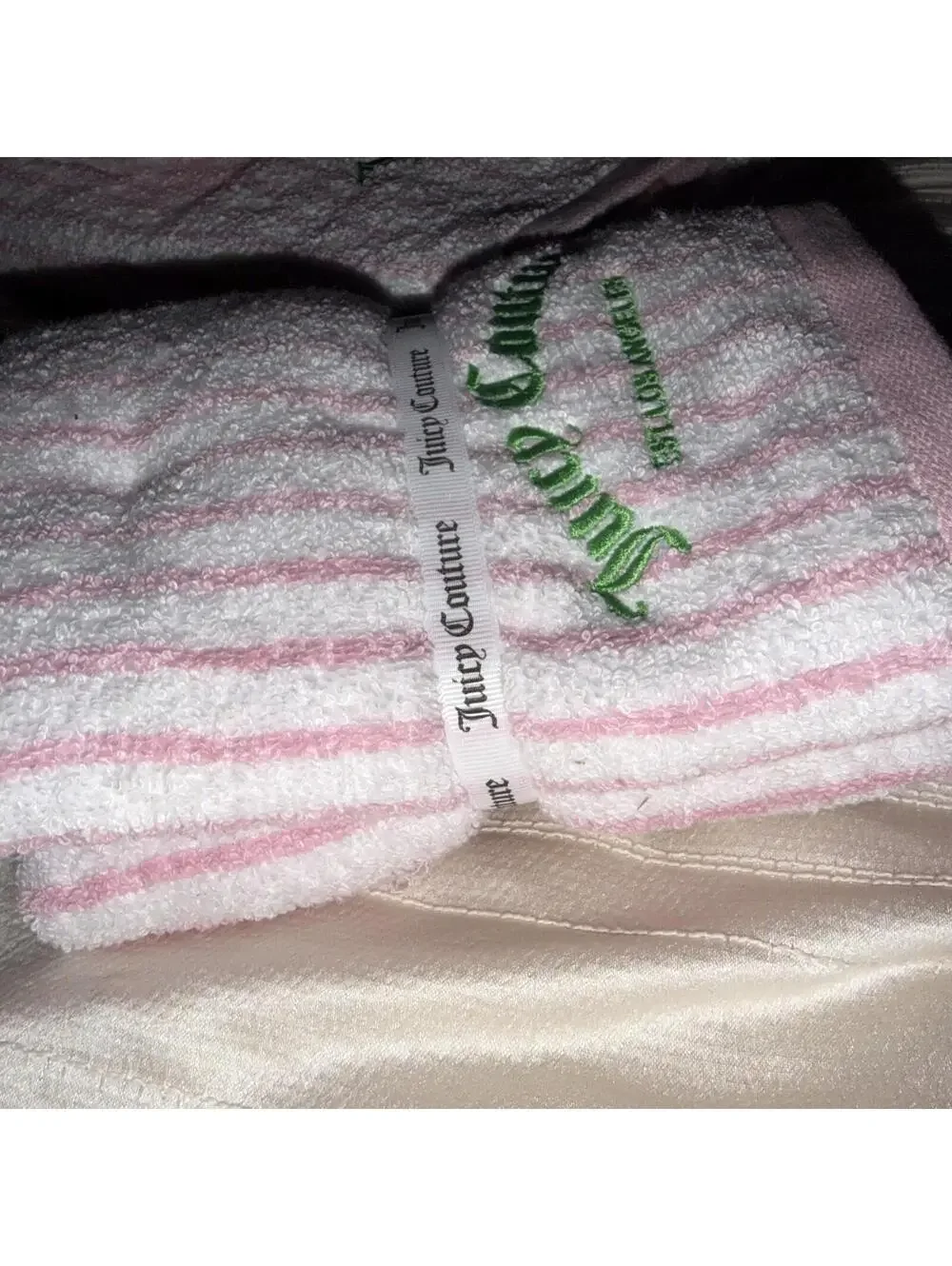 Juicy Couture Pink stripes w/ green logo Bath Towel Set 4PC Home Collection NWT
